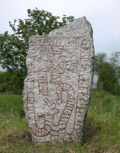 Runestone in Uppland in Sweden over men, who fell in England