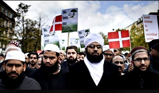 Muslimer p march i Danmark