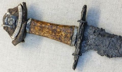 Angel-Saxisk sværd fundet i Norge