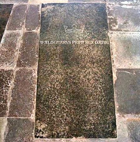 Valdemar den Stores grav i Sct. Bendts Kirke i Ringsted