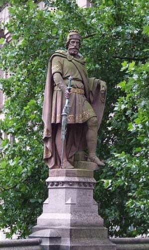 Statue of Adolf 3. Count of Schauenburg and Holstein