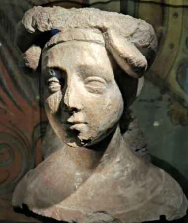 Bust of Queen Margrete