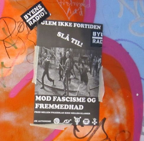 Plakater og Grafitti på Gymnasium på Nørrebro
