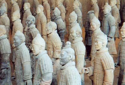 Qin Shi Huangs terra cotta soldater er alle forskellige