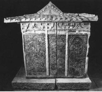 Østvæggen på sogderens Wirkaks Sarkofag i Xian